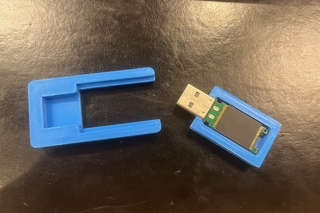 flash drive part separated